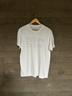 PLAYERA DANH VO - LICK ME