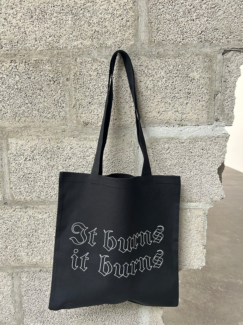 TOTE BAG DANH VO - IT BURNS